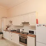 1 Hall Apartment *