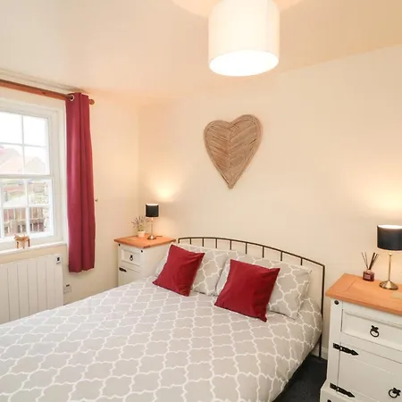 1 Hall Apartman *